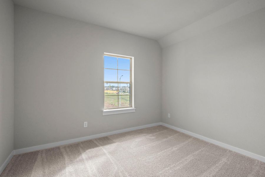 Spacious, unfurnished interior of a new home in Sienna 45', 50', Missouri City (Image 34).