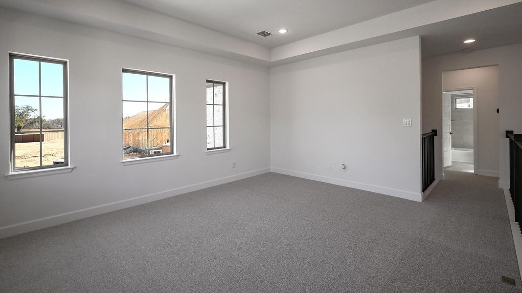 Spacious, unfurnished interior of a new home in Juniper Springs, Lockhart (Image 26).