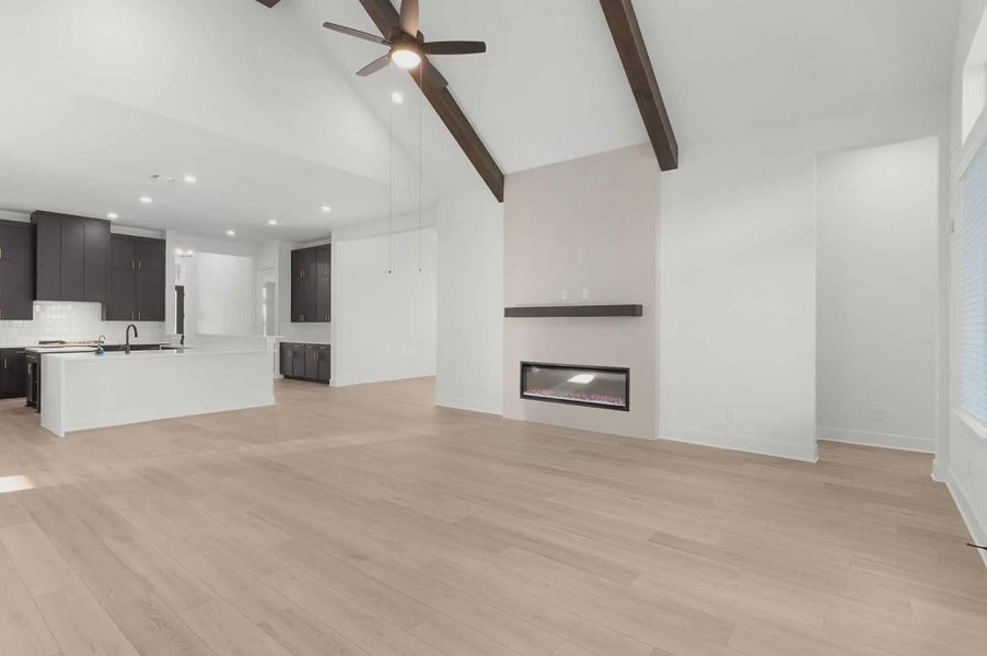 Spacious, unfurnished interior of a new home in Broken Oak, Georgetown (Image 28).