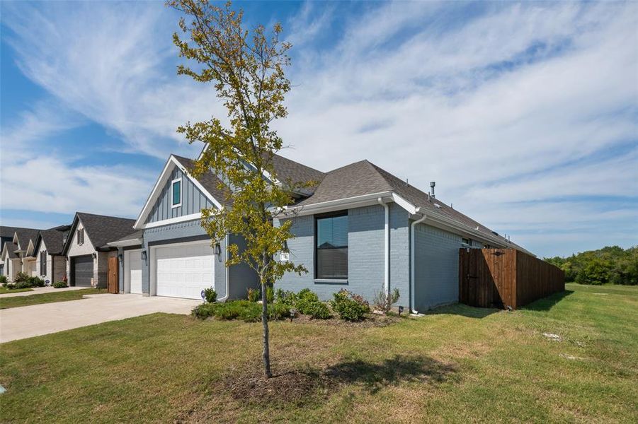 Front exterior of a new home in , Anna, TX, highlighting curb appeal (Image 22). Front exterior of a new home in , Anna, TX, highlighting curb appeal (Image 22).