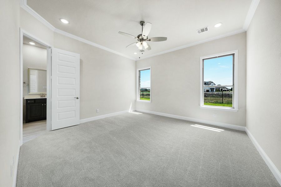 Spacious, unfurnished interior of a new home in Heath Golf and Yacht Club, Heath (Image 14). Spacious, unfurnished interior of a new home in Heath Golf and Yacht Club, Heath (Image 14).