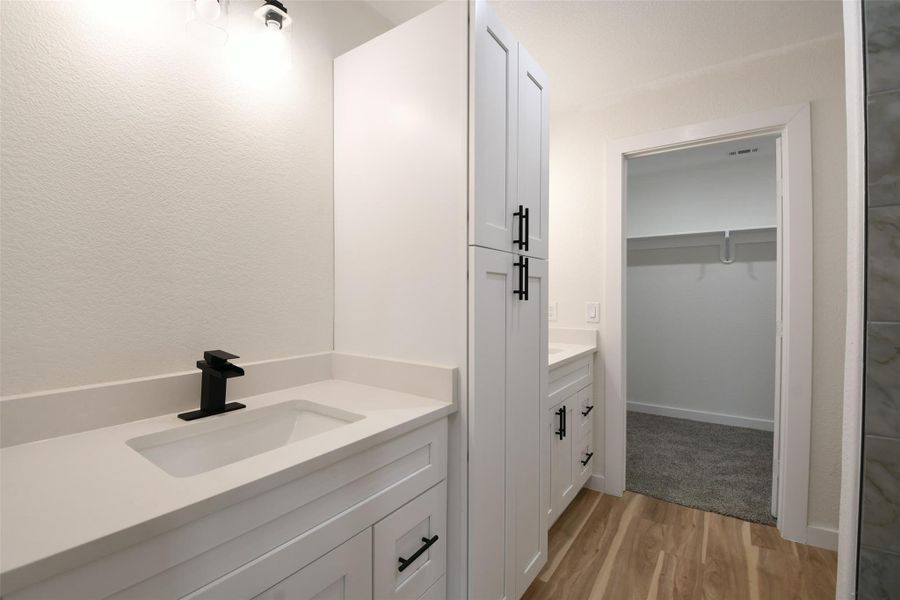 Furnished interior view inside a new home in , Conroe (Image 5). Furnished interior view inside a new home in , Conroe (Image 5).