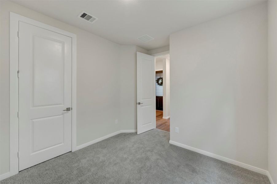Spacious, unfurnished interior of a new home in Jordan Ranch - Terrace Collection, Fulshear (Image 14).