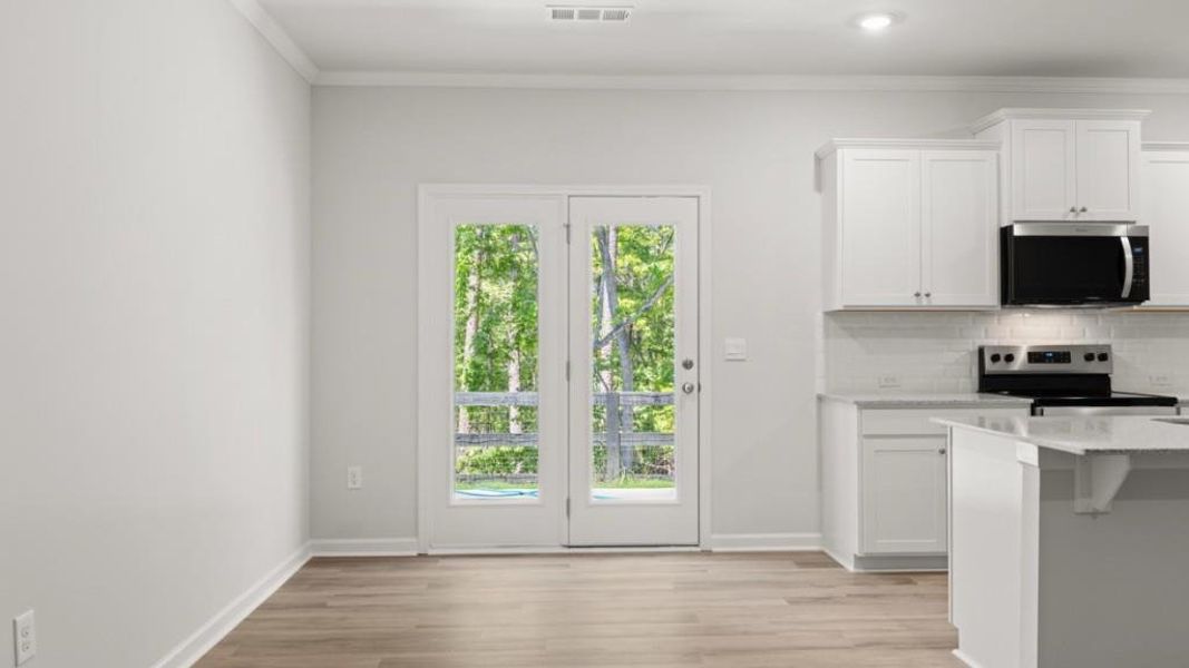 Spacious, unfurnished interior of a new home in Falcon Landing, Gainesville (Image 12). Spacious, unfurnished interior of a new home in Falcon Landing, Gainesville (Image 12).