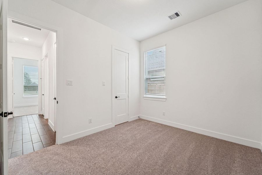 Spacious, unfurnished interior of a new home in Kresston 50's, Montgomery (Image 41). Spacious, unfurnished interior of a new home in Kresston 50's, Montgomery (Image 41).