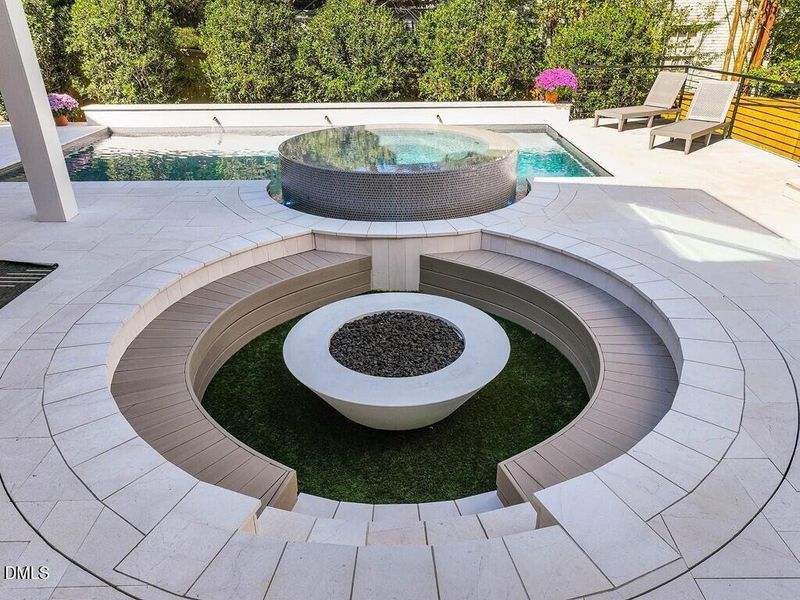 115_Outdoor Living Space