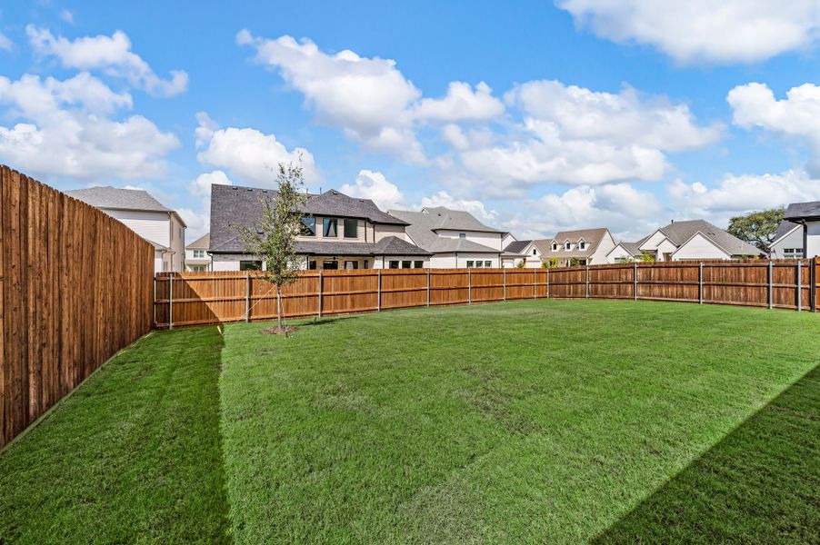 Exterior details and patio area of a home in Parks of Aledo, Aledo (Image 25).