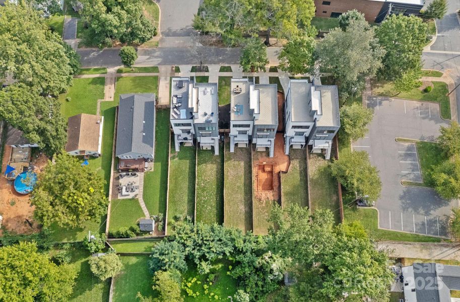 Image 34 of a home in .