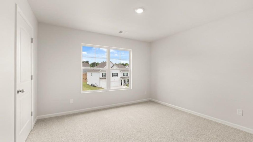 Spacious, unfurnished interior of a new home in Thompson Ridge, Dallas (Image 25). Spacious, unfurnished interior of a new home in Thompson Ridge, Dallas (Image 25).