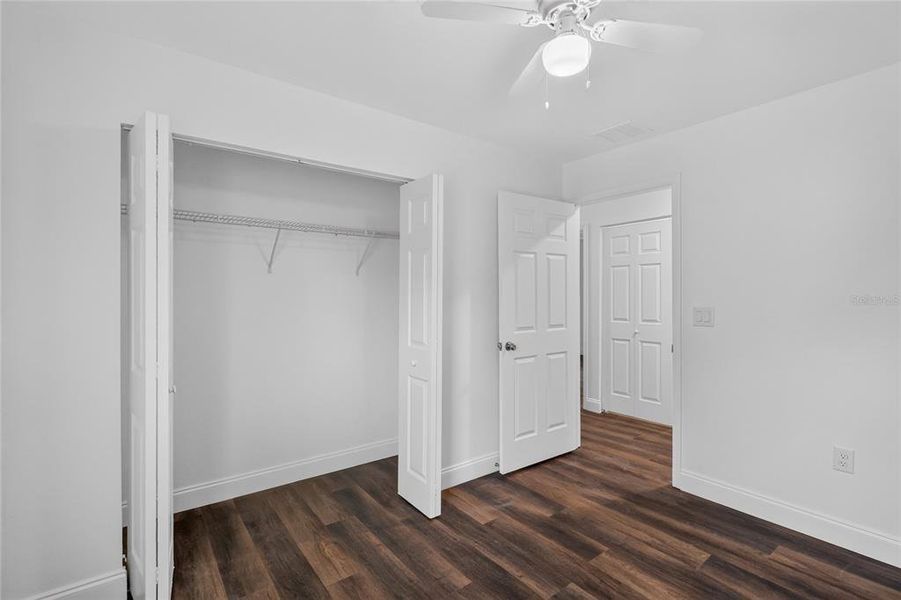 Spacious, unfurnished interior of a new home in , Auburndale (Image 16).