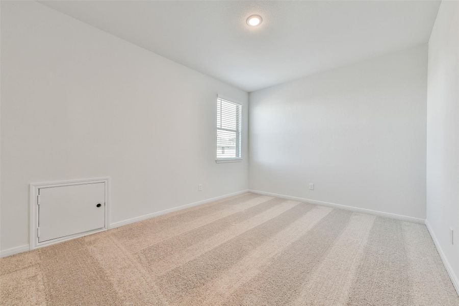 Spacious, unfurnished interior of a new home in Anderson Lakes, Houston (Image 13).