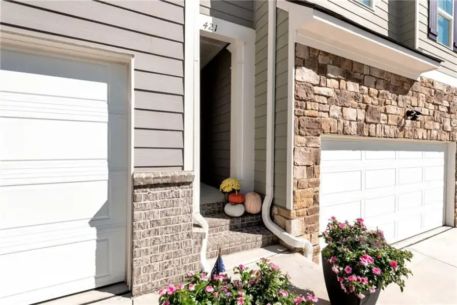 Exterior details and patio area of a home in , Dahlonega (Image 24).