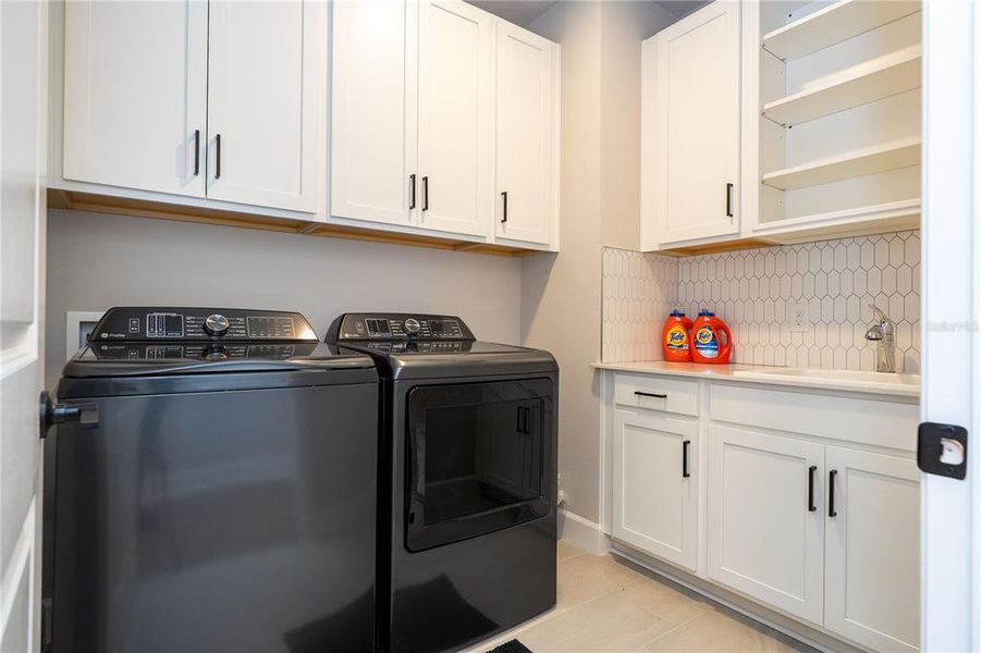 Furnished interior view inside a new home in Eden at Crossprairie, St. Cloud (Image 17).