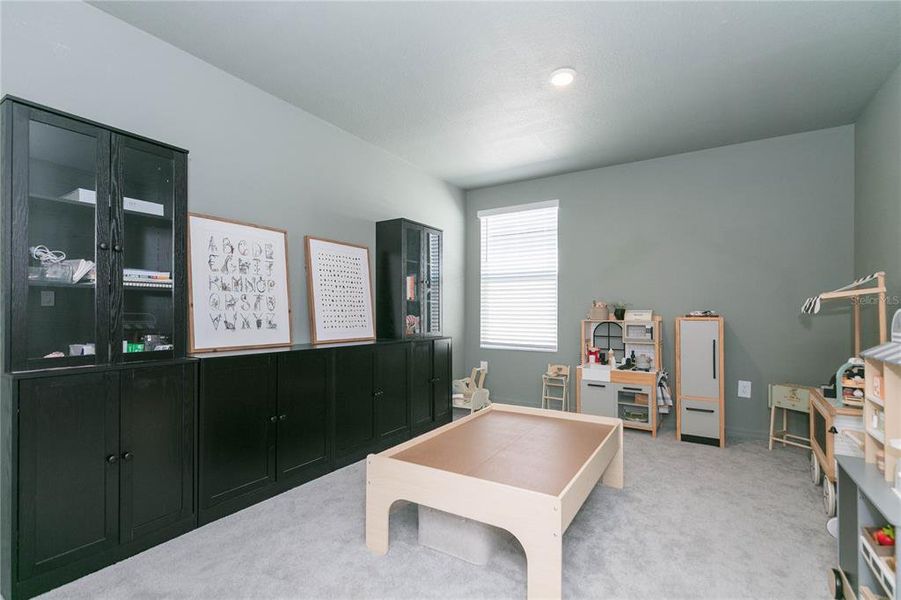 Furnished interior view inside a new home in Angeline, Land O' Lakes (Image 35).