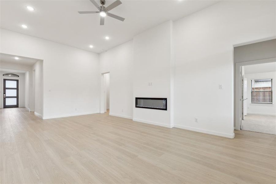 Spacious, unfurnished interior of a new home in Windmore, Princeton (Image 16). Spacious, unfurnished interior of a new home in Windmore, Princeton (Image 16).