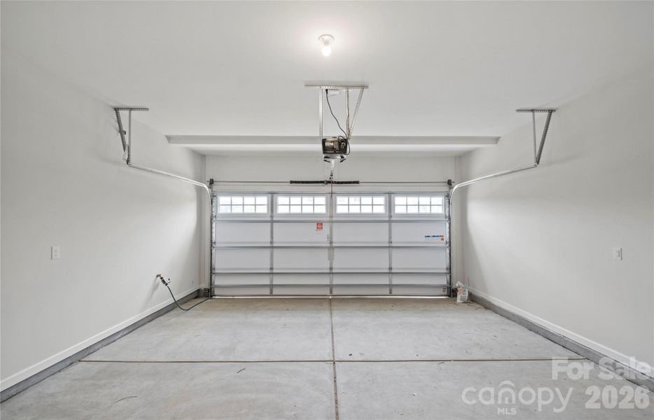 REPRESENTATION PHOTO REPRESENTATION PHOTO