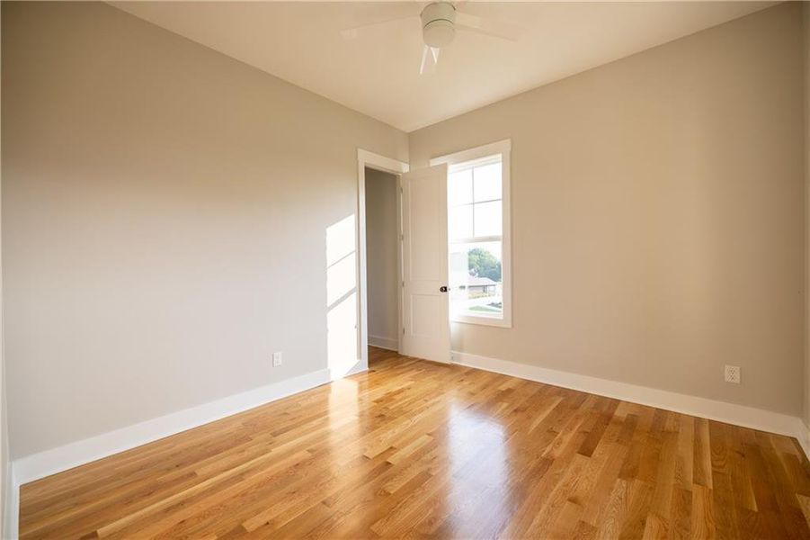 Spacious, unfurnished interior of a new home in , Jefferson (Image 30).