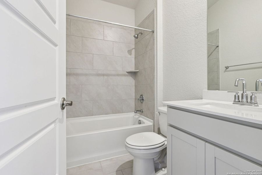 Image 48 of a home in Carmel Ranch.