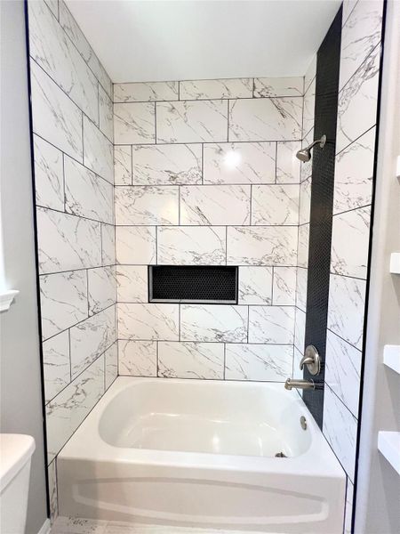 Image 2 of a home in . Image 2 of a home in .