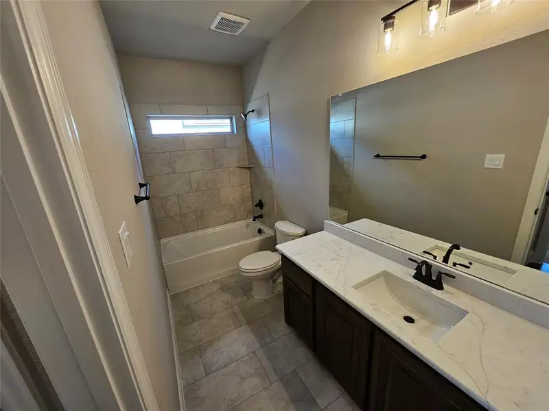 Furnished interior view inside a new home in Trails of Trenton, Trenton (Image 5).