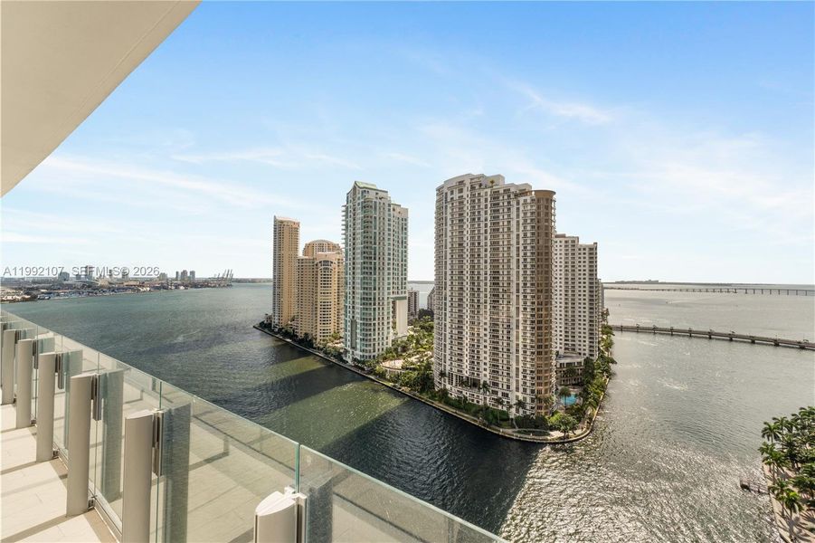Condo located in Miami, FL showcasing its design and architecture (Image 32). Condo located in Miami, FL showcasing its design and architecture (Image 32).