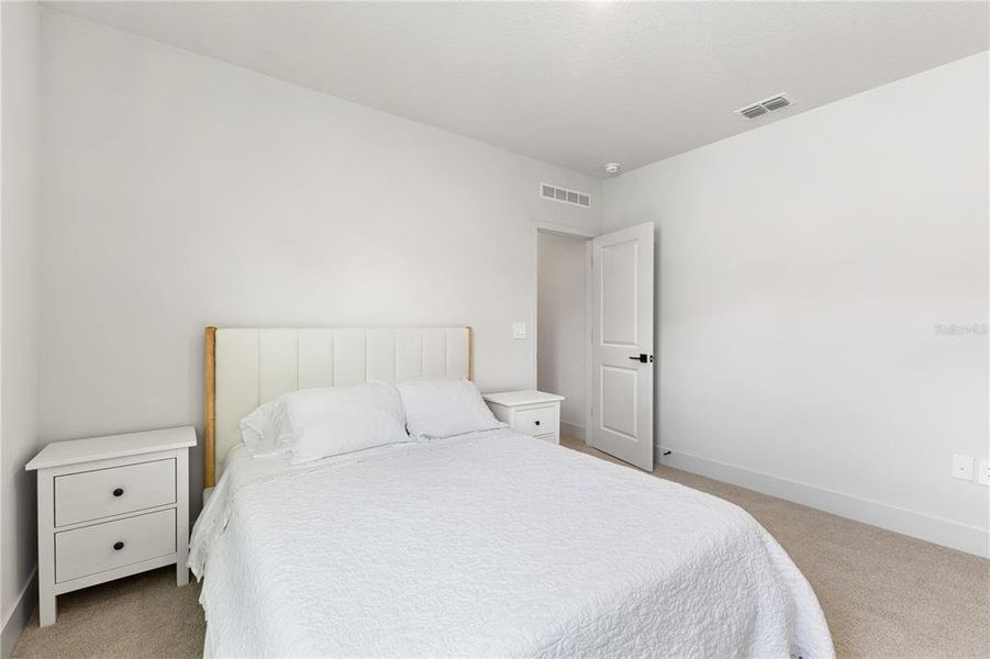 Furnished interior view inside a new home in Summerlake Reserve, Winter Garden (Image 32). Furnished interior view inside a new home in Summerlake Reserve, Winter Garden (Image 32).