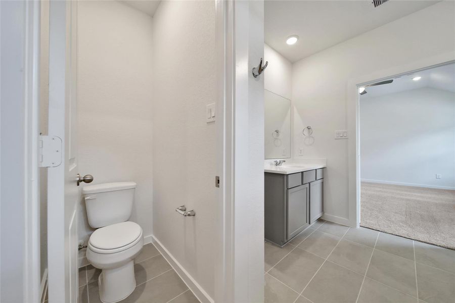 Furnished interior view inside a new home in Roman Forest, New Caney (Image 12).