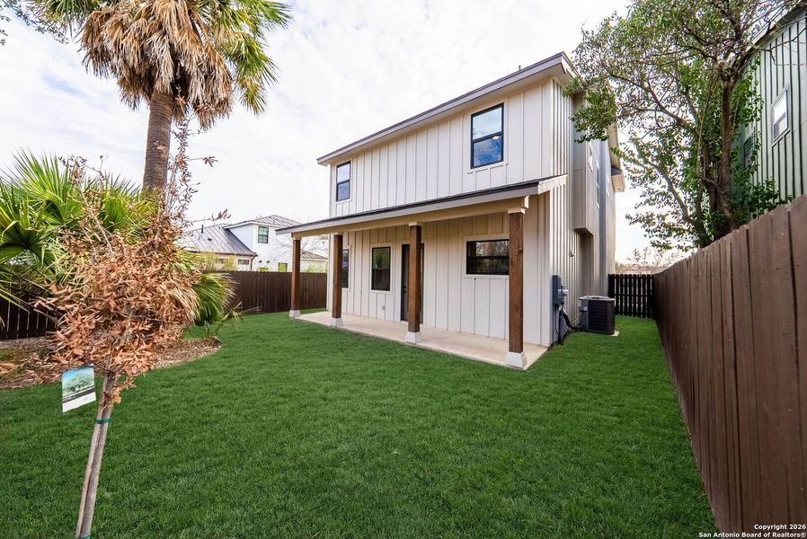 Exterior details and patio area of a home in , San Antonio (Image 4).