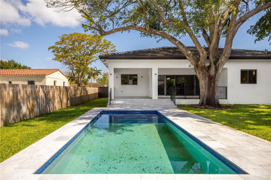 Exterior details and patio area of a home in , Biscayne Park (Image 4).