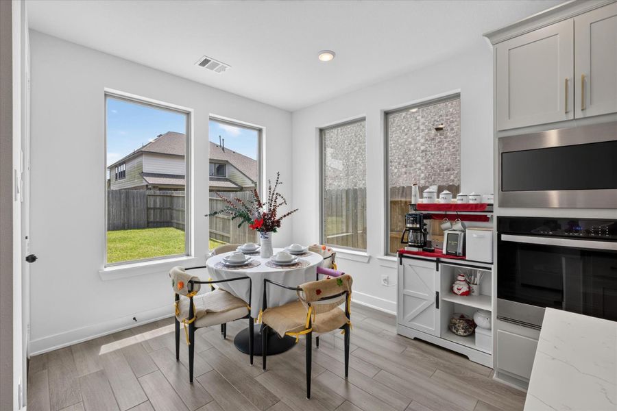 Breakfast area
