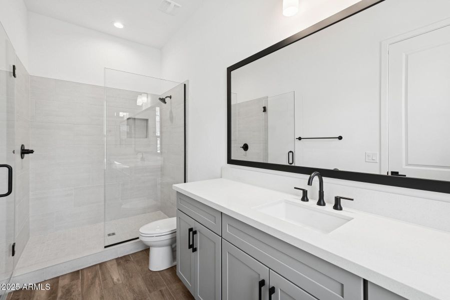 Homesite402-018 Homesite402-018