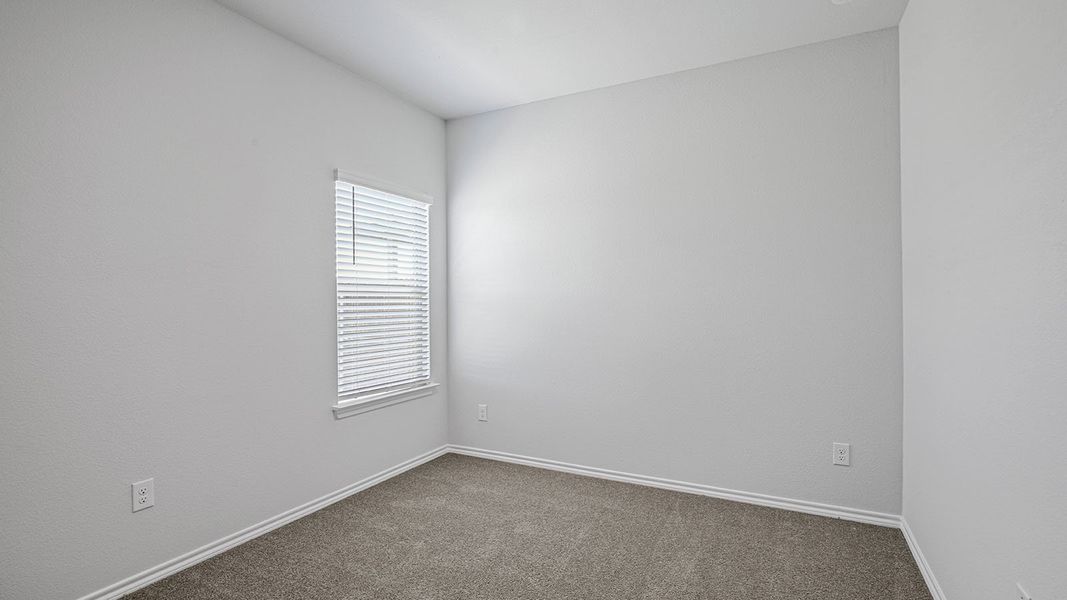 Spacious, unfurnished interior of a new home in Springhill South, Boyd (Image 31).