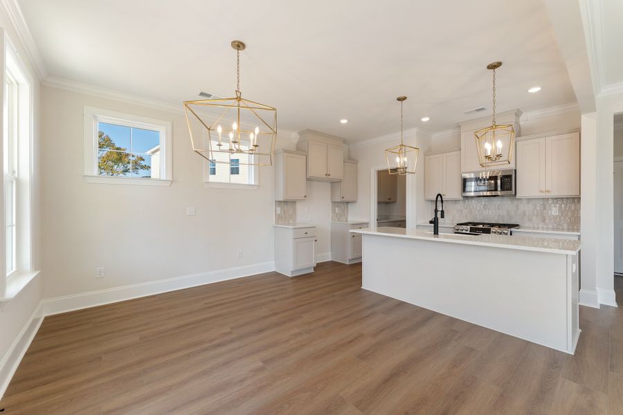 Spacious, unfurnished interior of a new home in Lakeside Saluda, Greenville (Image 16). Spacious, unfurnished interior of a new home in Lakeside Saluda, Greenville (Image 16).