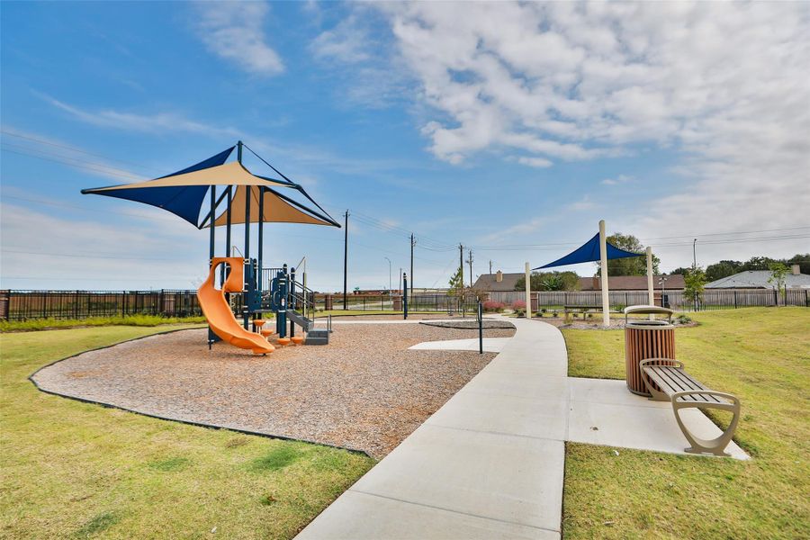 Community amenities in Beamer Villas, Friendswood (Image 18).