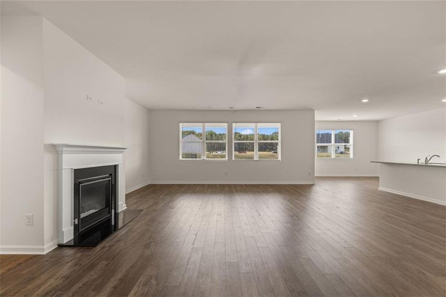 Spacious, unfurnished interior of a new home in Preserve at Dove Creek, Statham (Image 38).