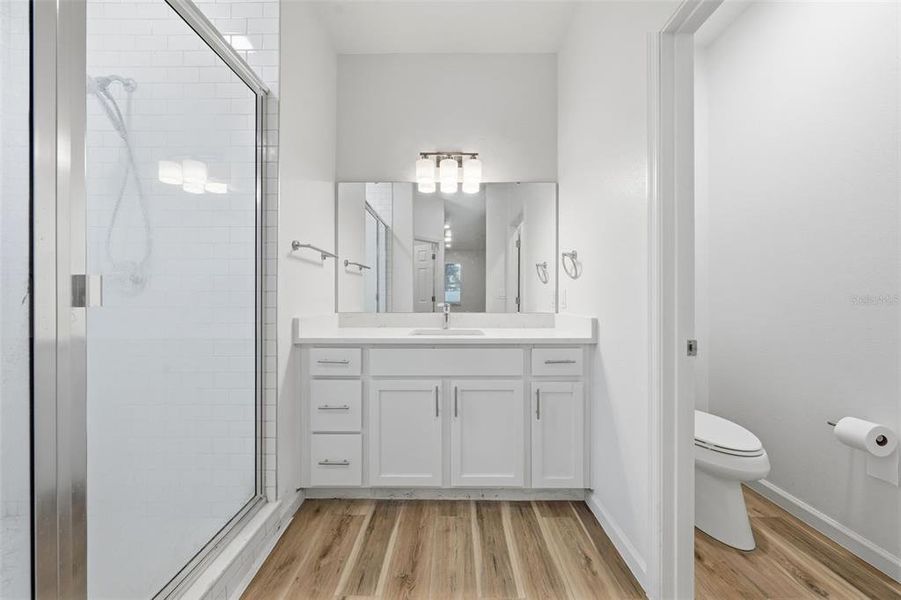Furnished interior view inside a new home in , Altamonte Springs (Image 8).