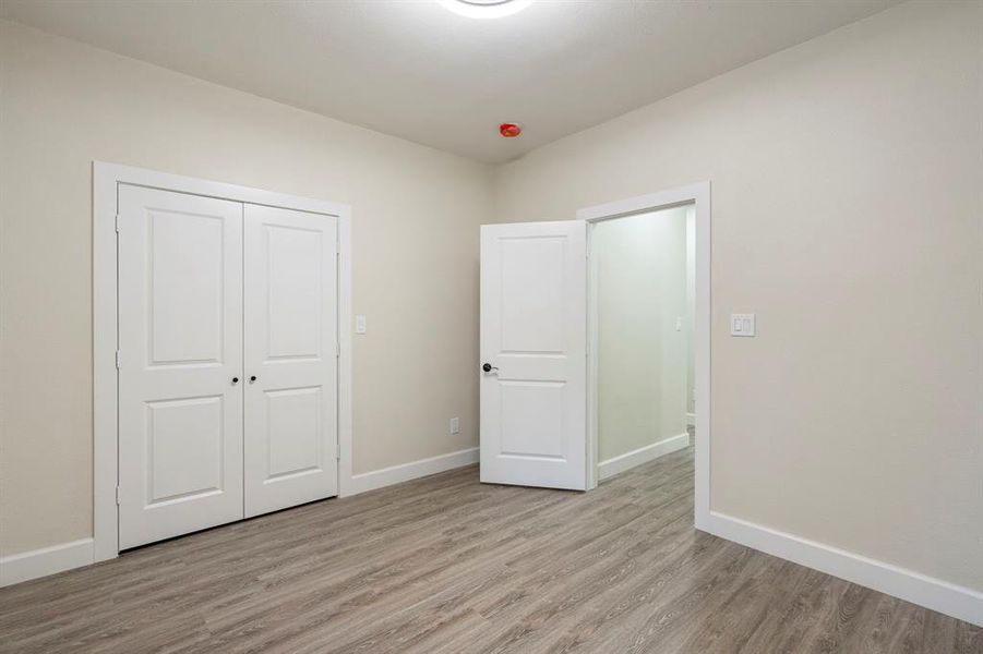 Spacious, unfurnished interior of a new home in , Cockrell Hill (Image 13). Spacious, unfurnished interior of a new home in , Cockrell Hill (Image 13).
