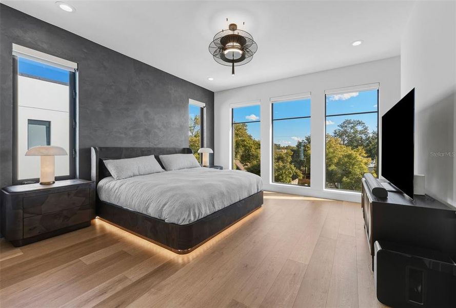 Furnished interior view inside a new home in , Tampa (Image 7).