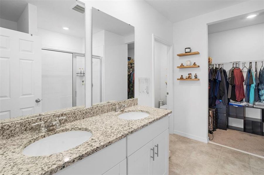 Furnished interior view inside a new home in Deer Run at Crosswinds, Davenport (Image 50).