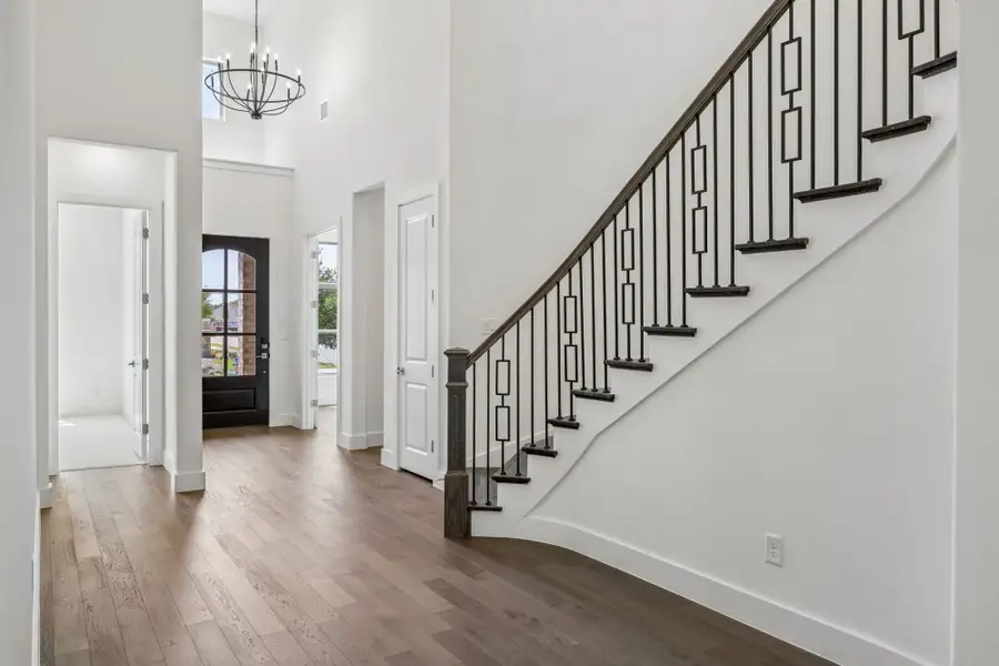 Spacious, unfurnished interior of a new home in The Parks at Wilson Creek, Celina (Image 21). Spacious, unfurnished interior of a new home in The Parks at Wilson Creek, Celina (Image 21).
