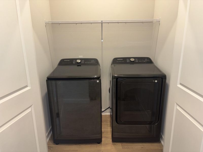 Close-up of interior finishes inside a home in , Hanahan (Image 9).