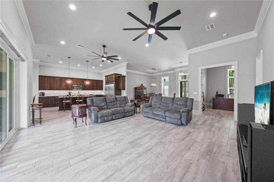 Furnished interior view inside a new home in , St. Cloud (Image 50).