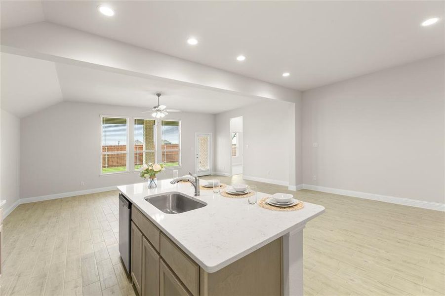 14. 1025 Goya - Kitchen (4)