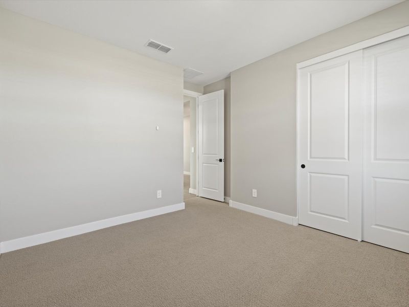Spacious, unfurnished interior of a new home in Abel Ranch Reserve Series, Goodyear (Image 22).