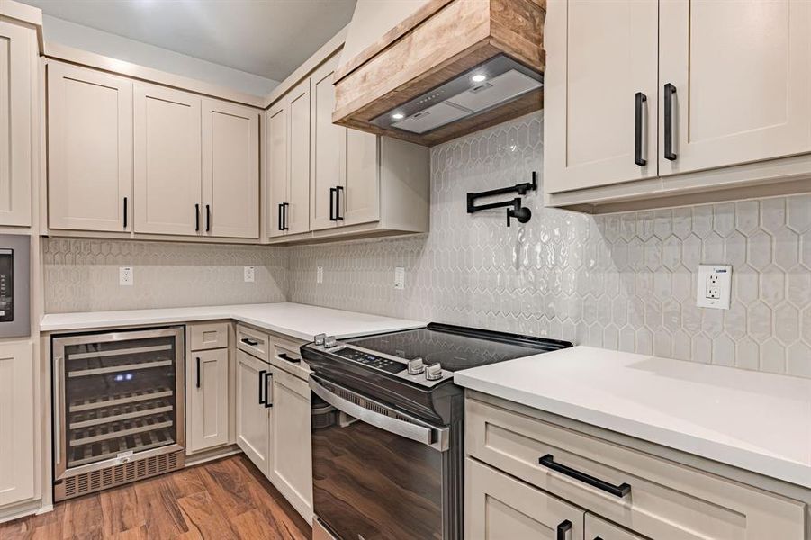 Furnished interior view inside a new home in , Granbury (Image 14).