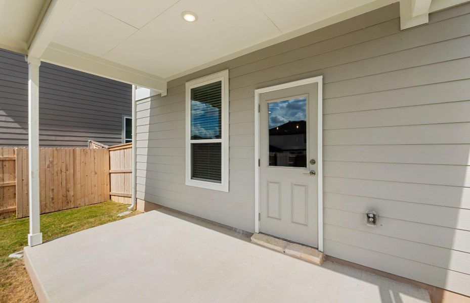 Exterior details and patio area of a home in Patterson Ranch, Georgetown (Image 18).