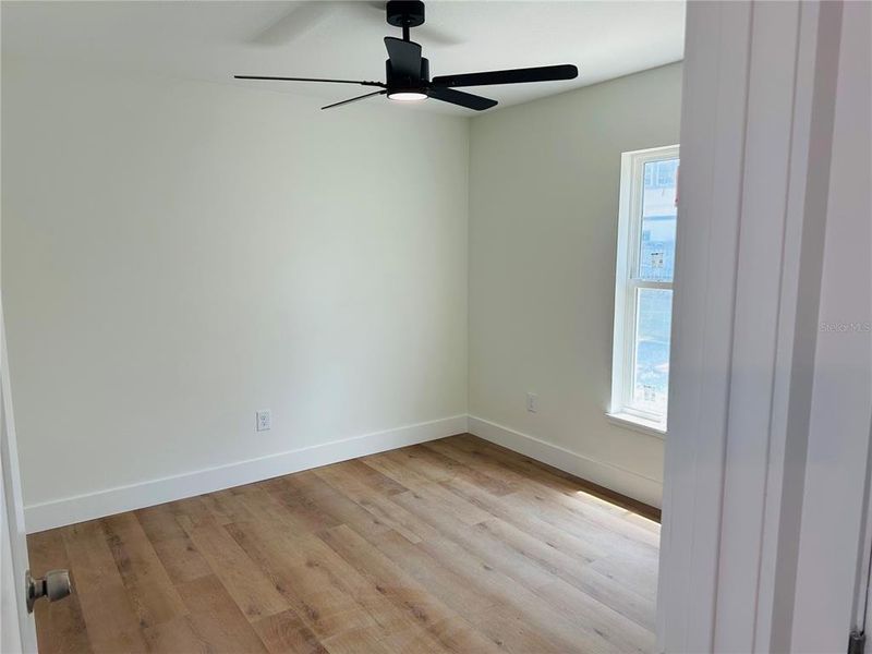 Spacious, unfurnished interior of a new home in , St. Petersburg (Image 11).