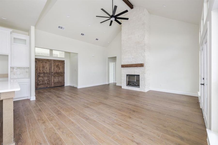 Spacious, unfurnished interior of a new home in , Terrell (Image 18).