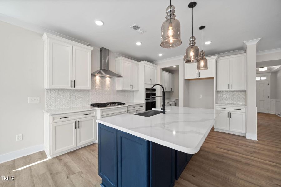 20-web-or-mls-DSC_9327 20-web-or-mls-DSC_9327