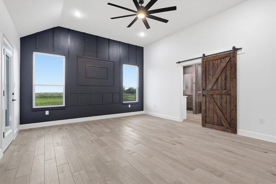 Spacious, unfurnished interior of a new home in , Sanger (Image 24).